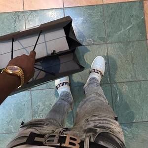 Meet your Posher, Jason